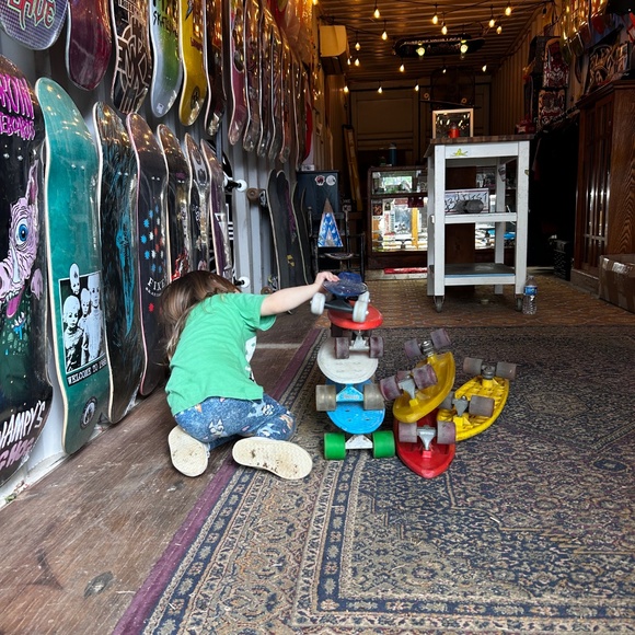 Meet your Posher, Shay - Picture 5 of 8